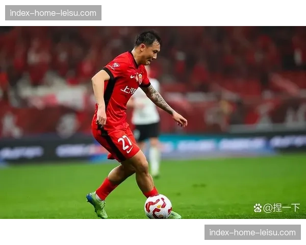 伤情更新：上海海港球员巴尔加斯无法坚持，被替换下场